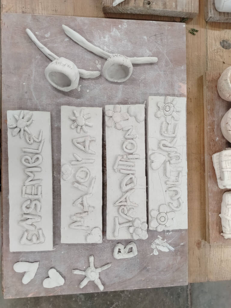 Les travaux des élèves du dispositif CLEA de l'école maternelle du Butor © Art Sud
